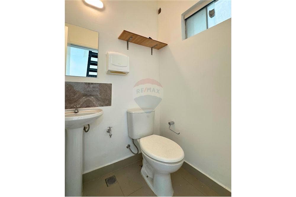 local comercial en Asunción - Barrio Ycuá Satí, foto 4