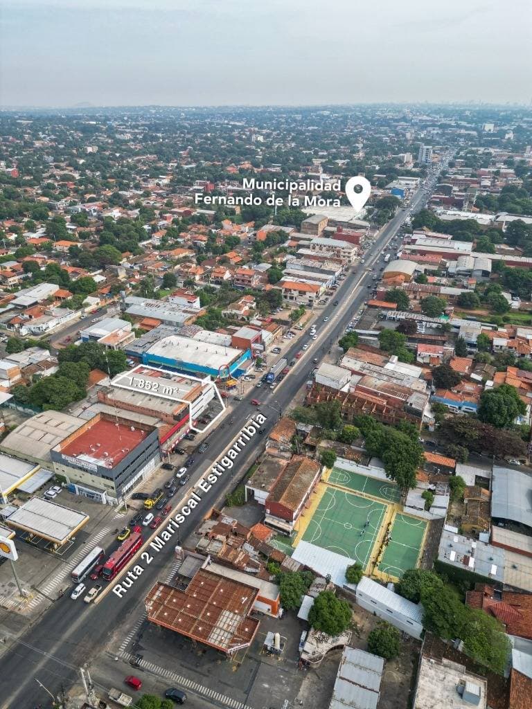 Local comercial con oficinas en Fernando de la Mora zona sur, foto 2