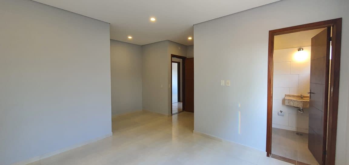 Dúplex a estrenar en Lambaré – moderno, cómodo y con excelente ubicación, foto 2