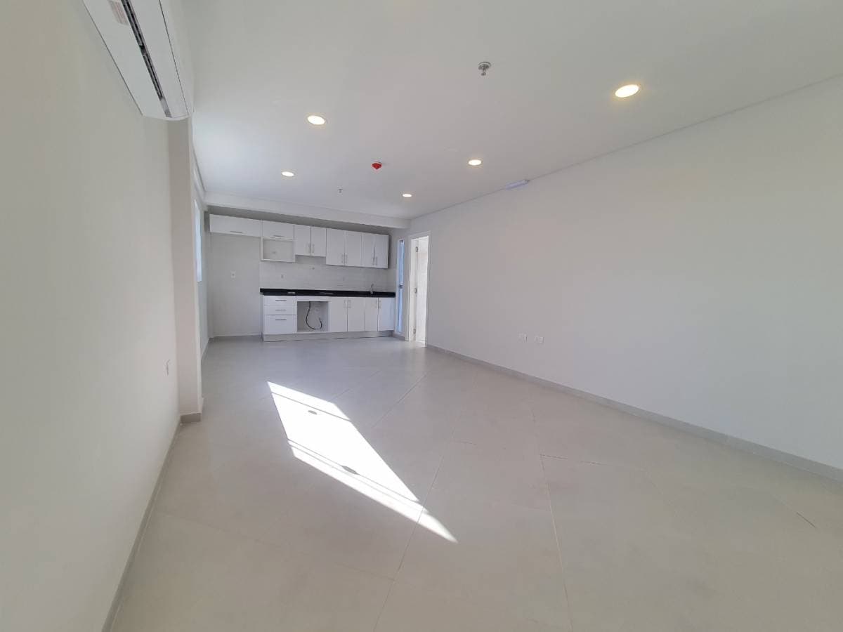 Alquilo depto a estrenar de 3 dorm. - zona centrica de Luque - id 43343