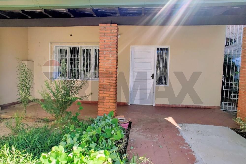 Casa - Venta - Pettirossi, Asunción, Paraguay, foto 2