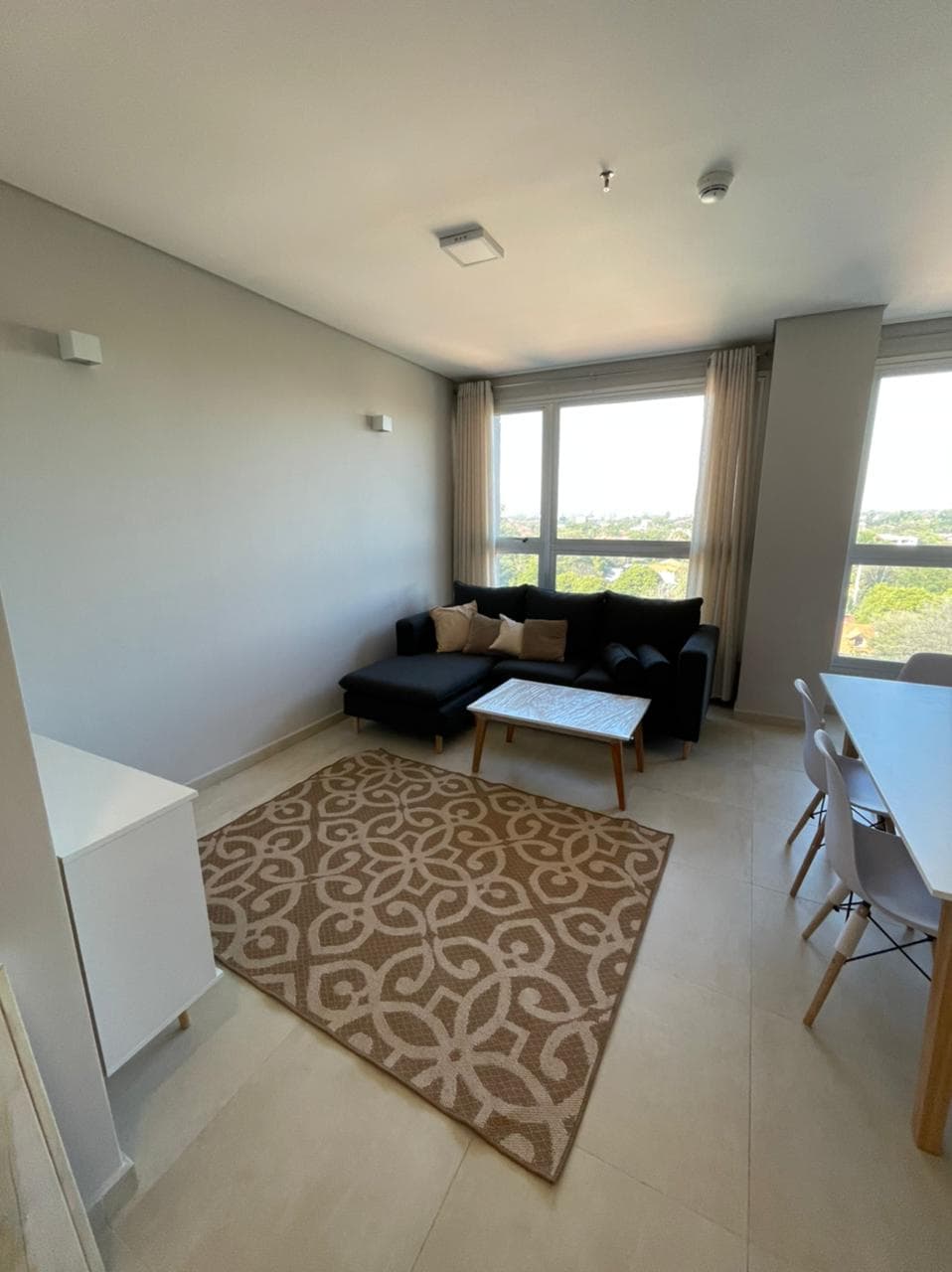 hermoso departamento 2 dormitorios amoblado — foto 1