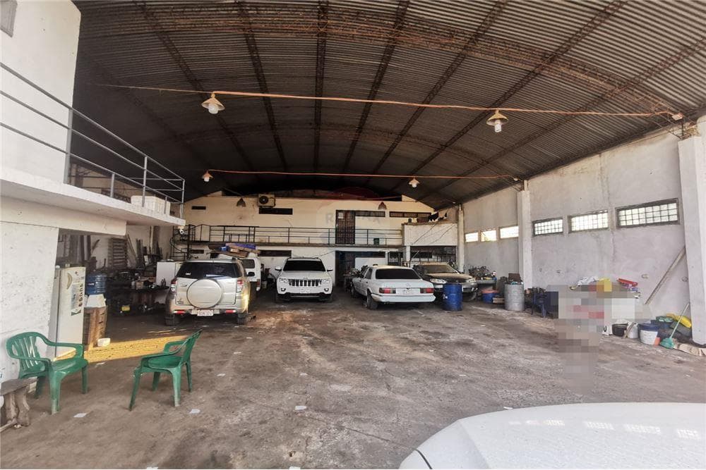 Tinglado con oficinas en Mariano Roque Alonso, foto 2