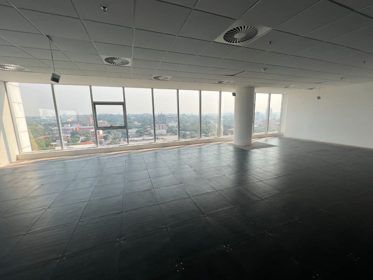 Oficina EN alquiler, foto 2