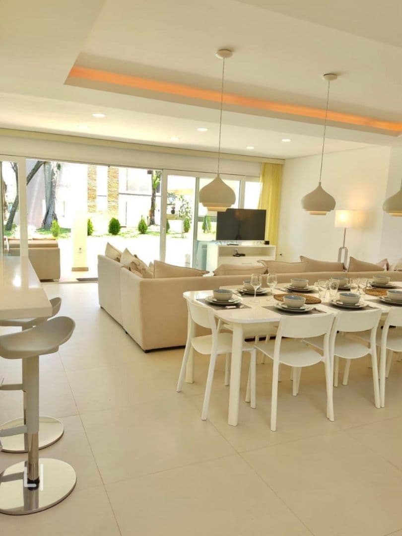 Casa en venta 4 dormitorios, foto 3