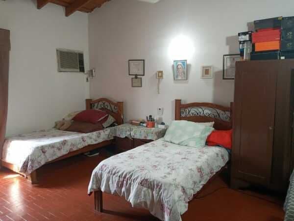 Casa en venta 0 ambientes 5 dormitorios, foto 3