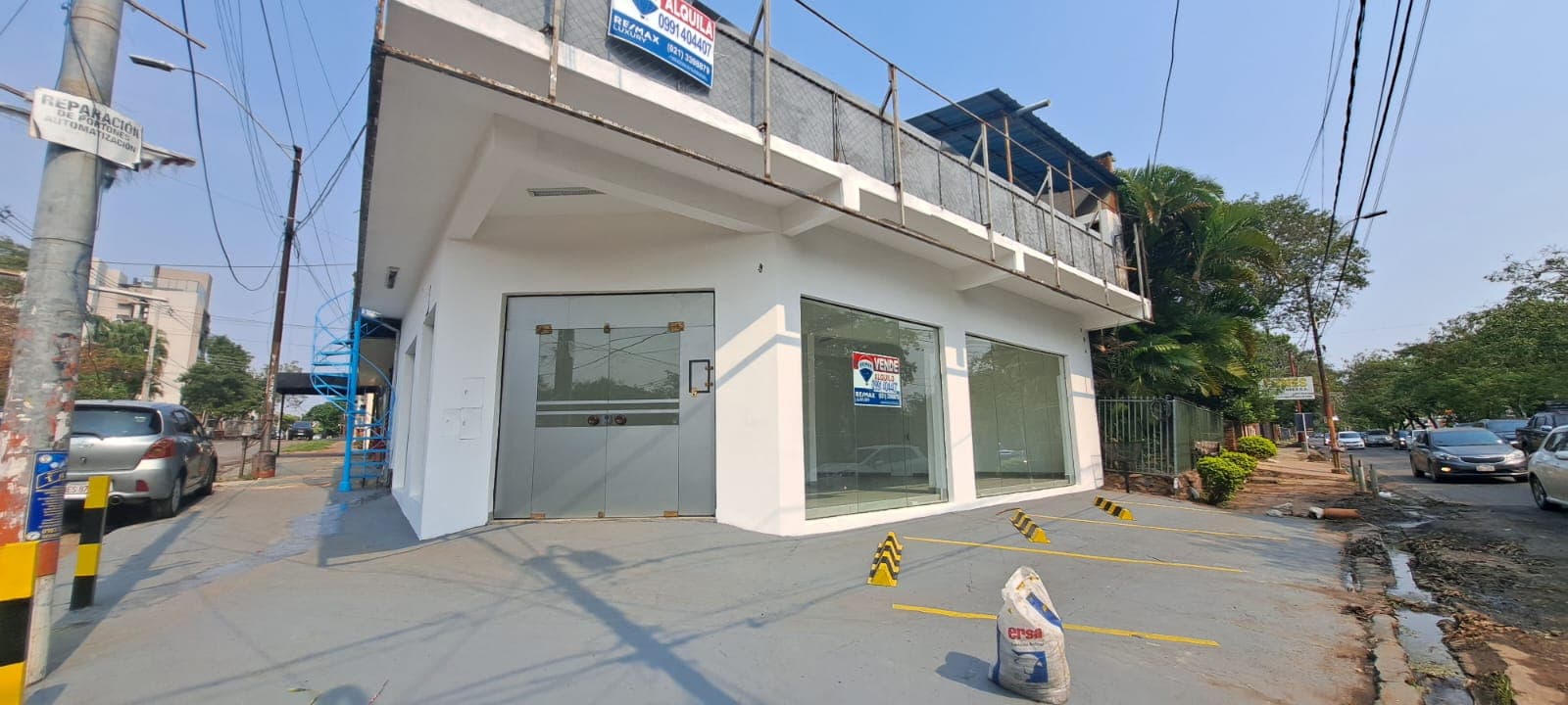 Alquilo Salón Comercial