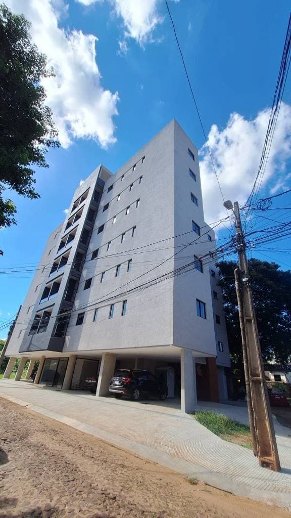 Departamento en Venta - Edificio Fénix, Fernando de la Mora, foto 2