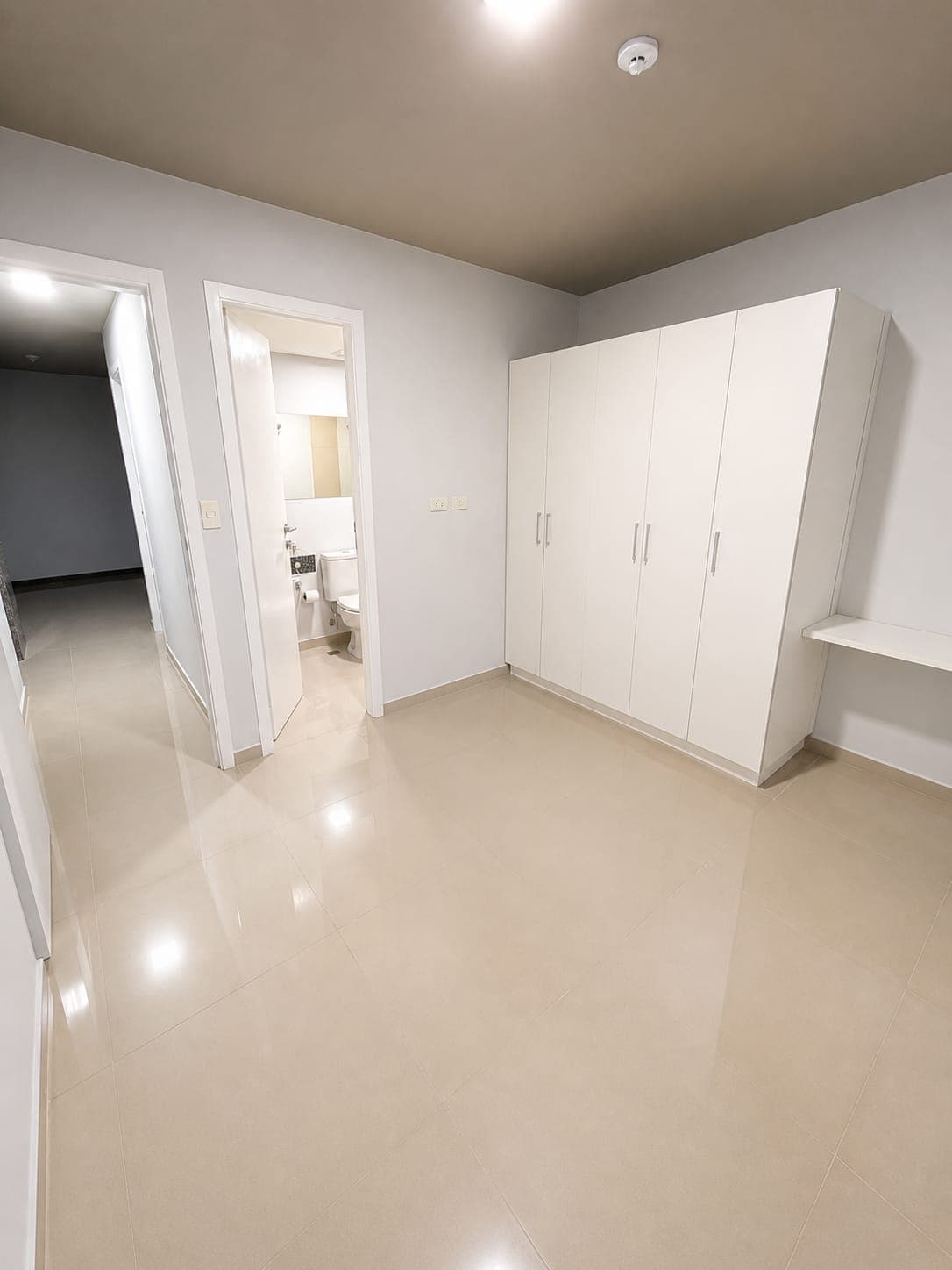 departamento en Edificio INSIGNIA 4 – Luque - piso 5 — foto 4