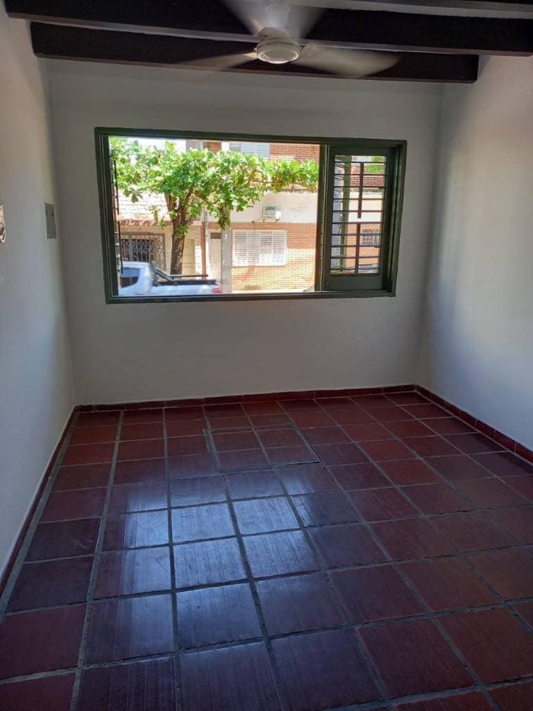 Terreno en barrio Jara, foto 2