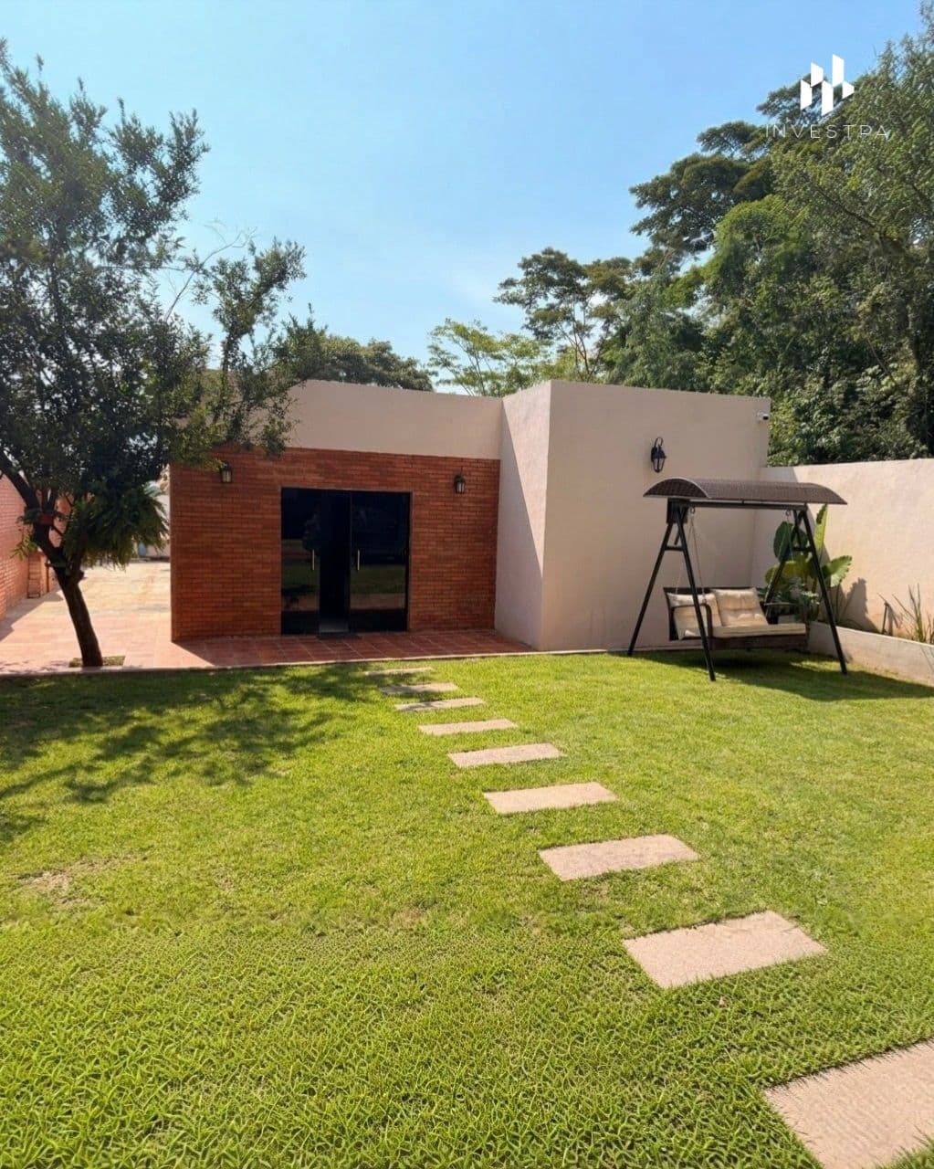 Casa De 4 Habitaciones En Ypane, foto 1