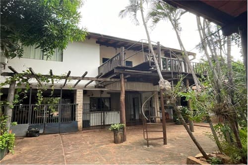 Casa en venta en ycua sati