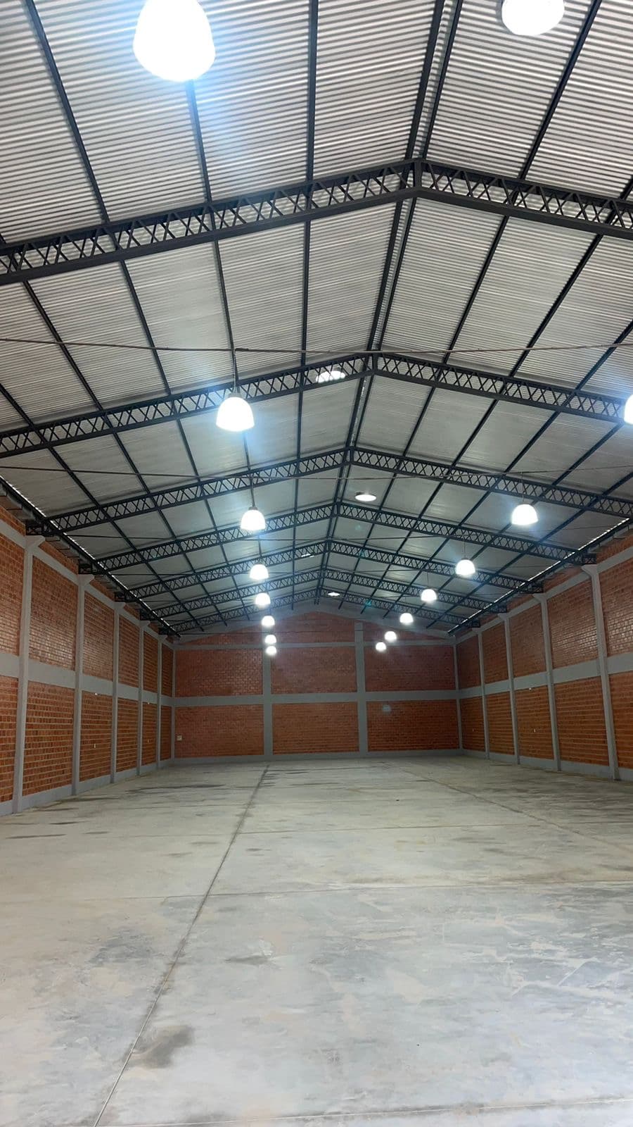 Tinglado a estrenar en centro de emboscada — foto 3