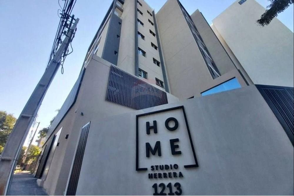 Alquilo departamento en edif. Home Herrera