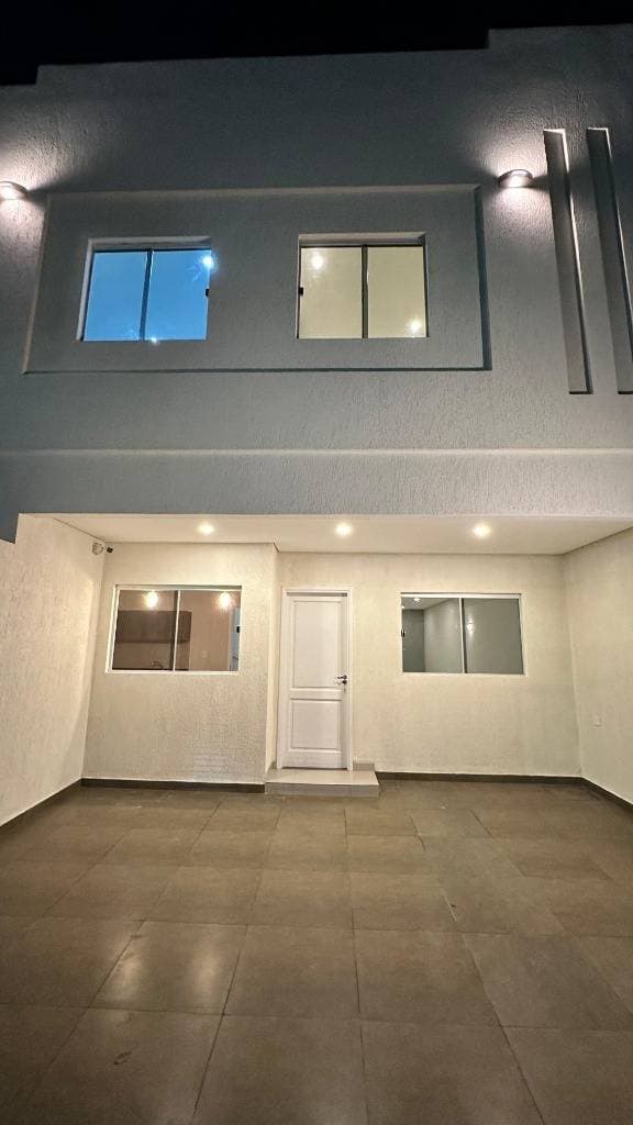 Duplex a estrenar en Fernando de la Mora zona norte — foto 1