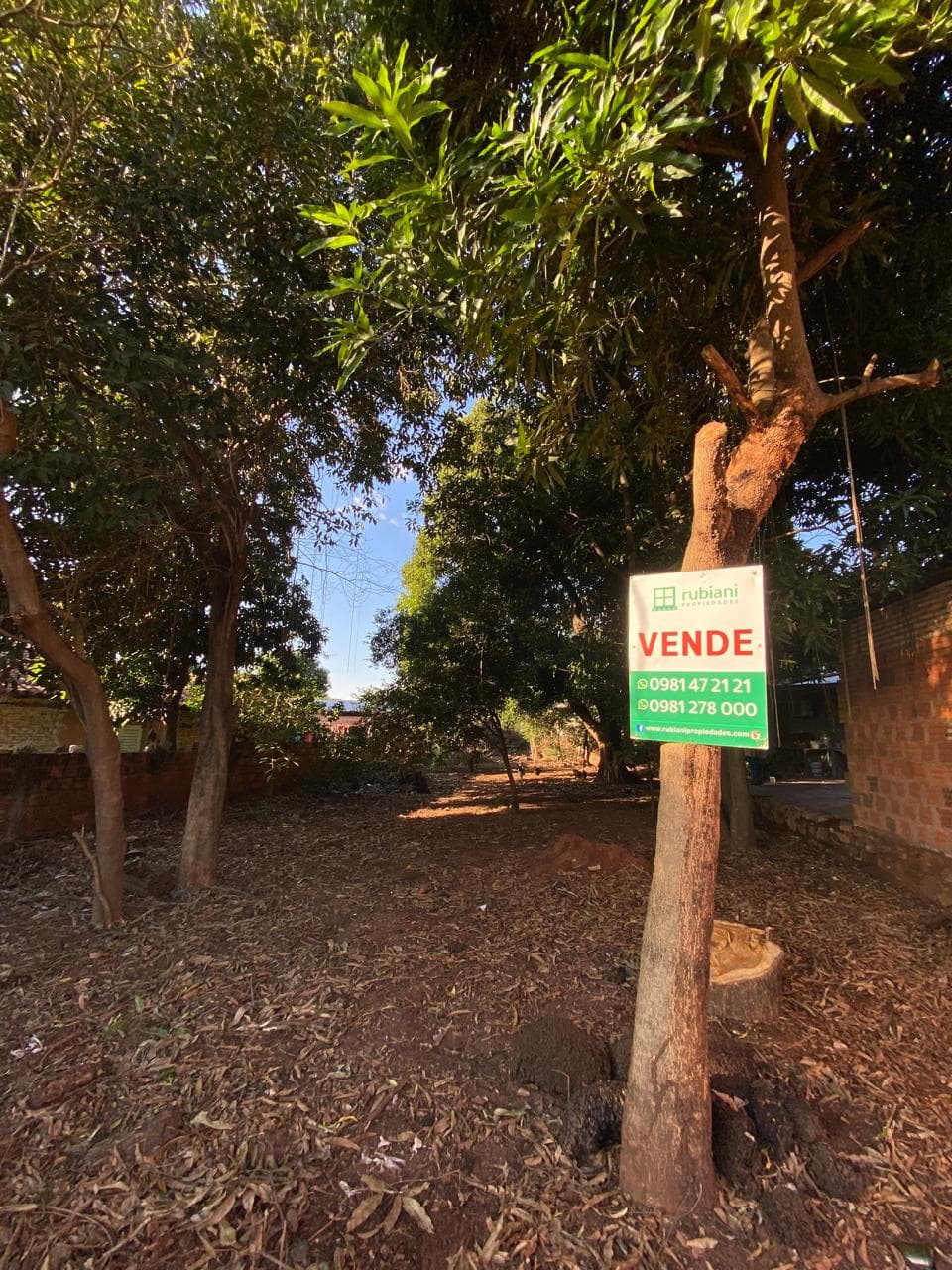 Amplio terreno en Villa Elisa - centro