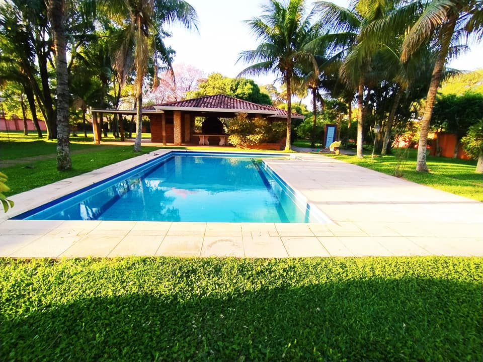 Linda residencia en asuncion en alquiler - Herrera