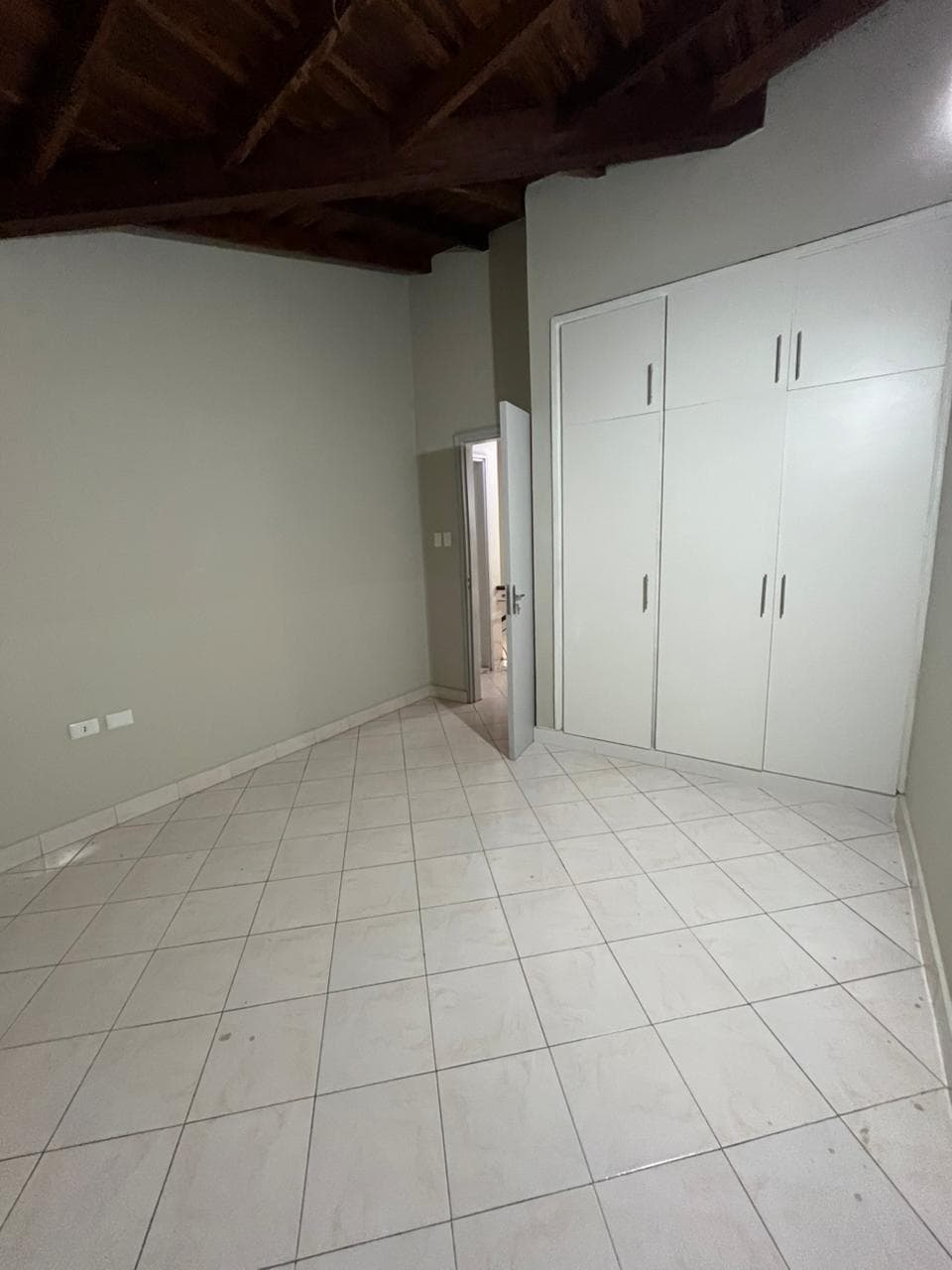 Dúplex en alquiler Villa Morra premium — foto 4