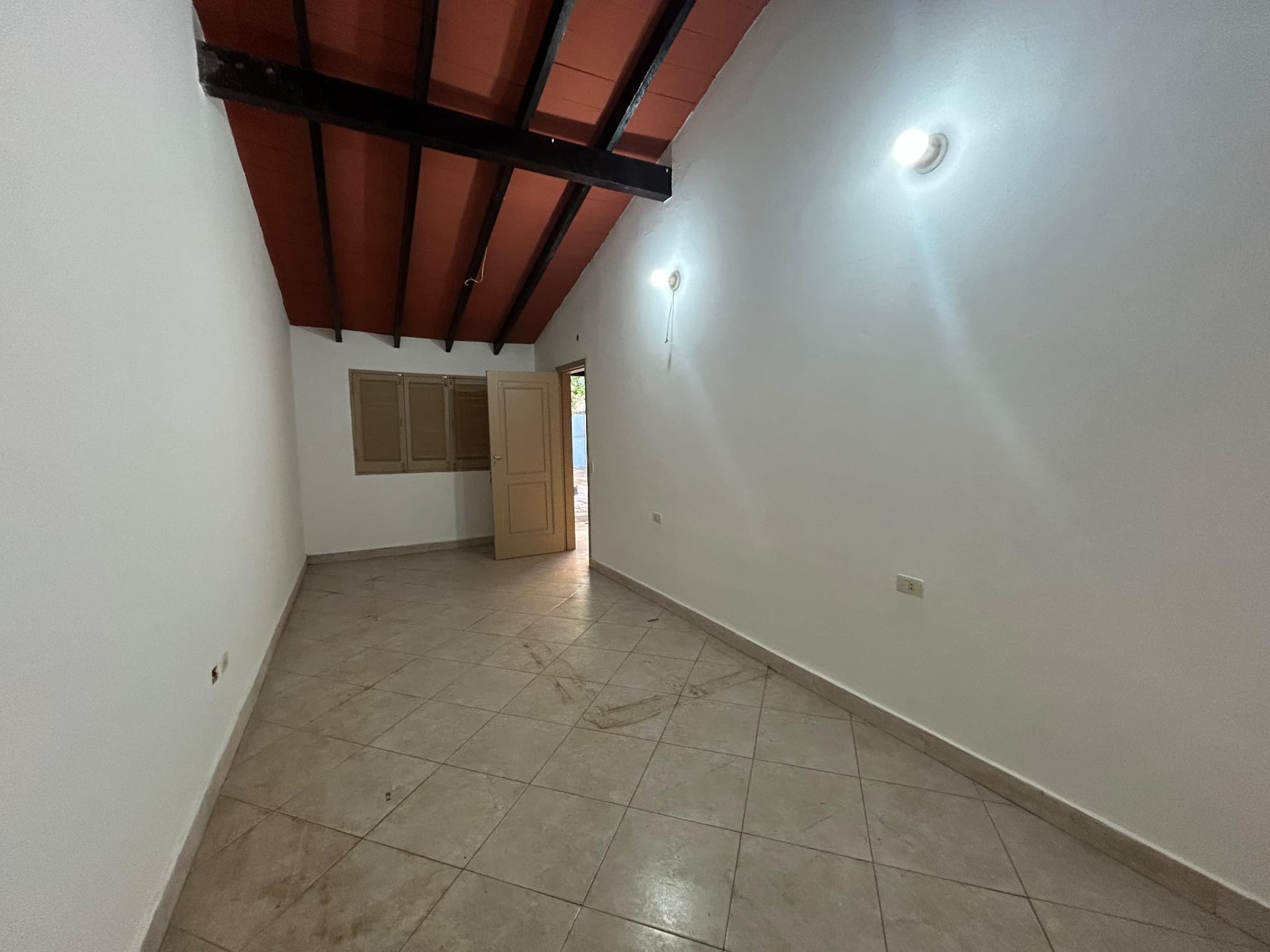 Casa en alquiler en Centro de Luque ! — foto 5