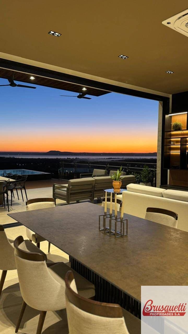 Casa en venta c/ cochera en San Bernardino, foto 5