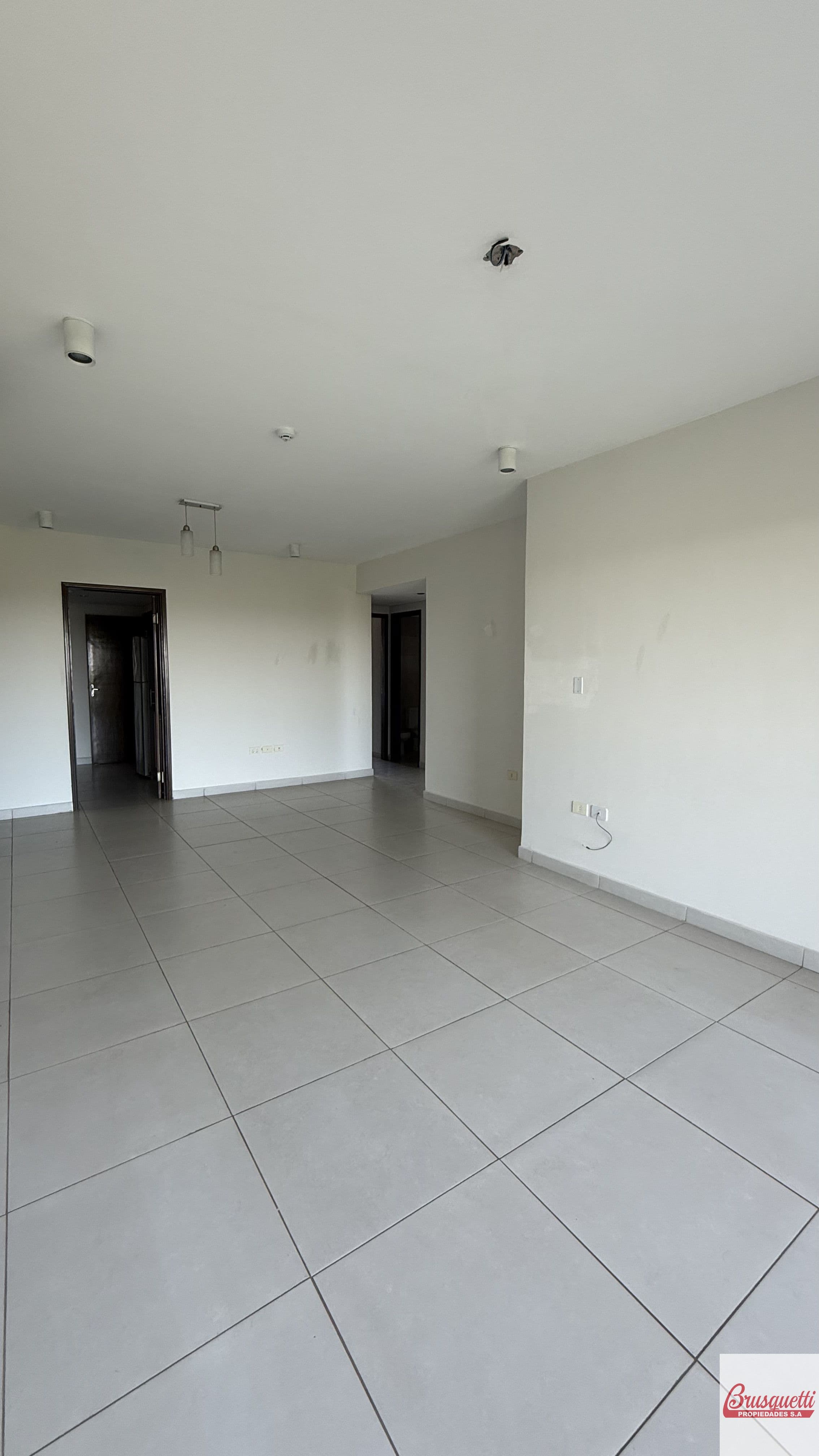 Departamento En Venta C/ Cochera En Las Mercedes — foto 3
