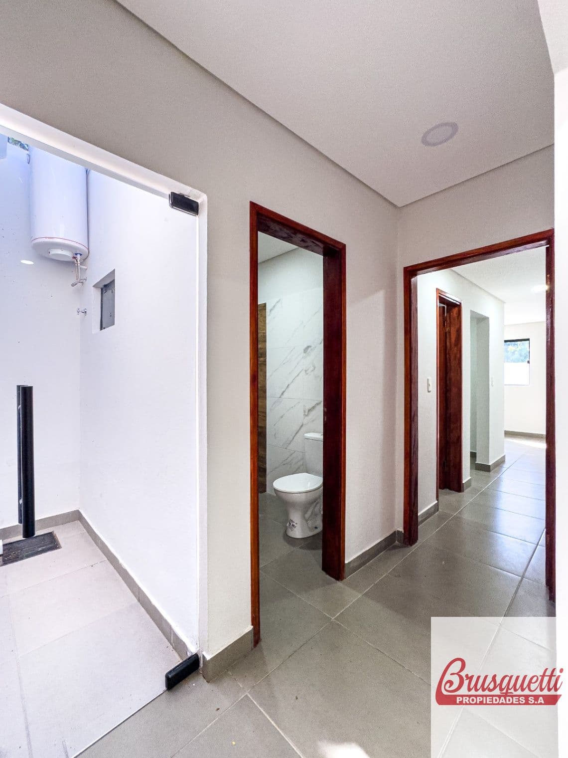 Casa a estrenar en Lambare — foto 4