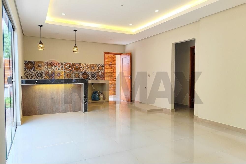 Dúplex a re-estrenar en Maramburé Luque, foto 3