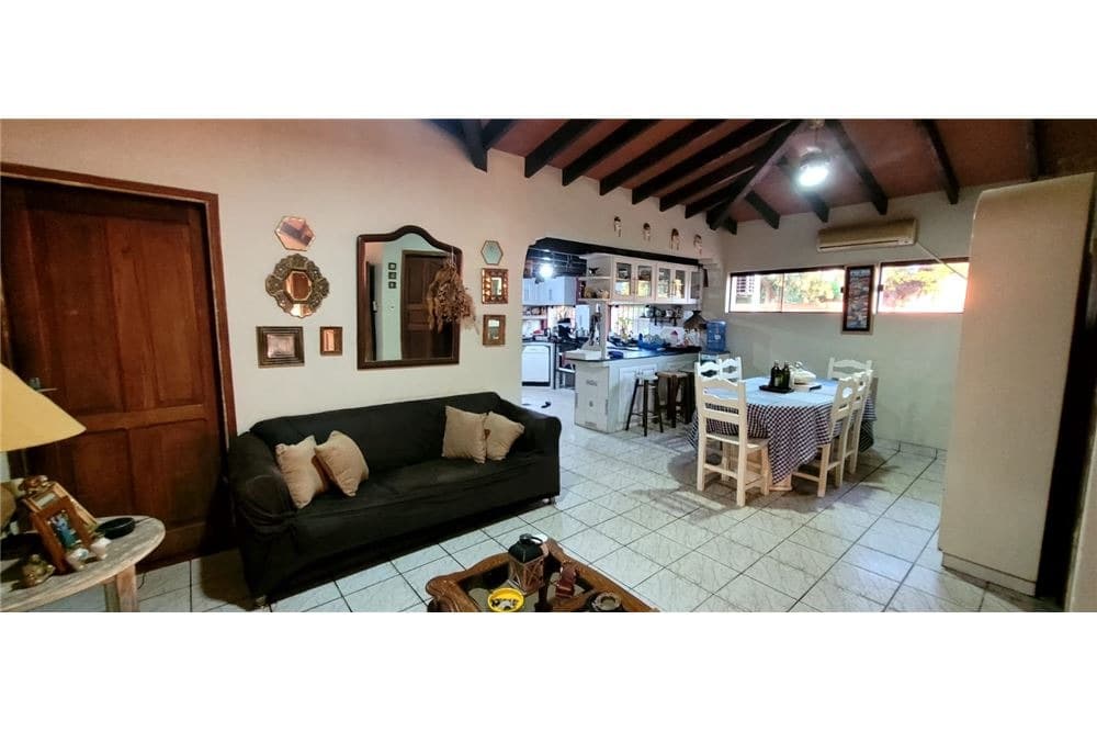 Amplia casa toda en una planta - barrio alto pinar - Luque, foto 5