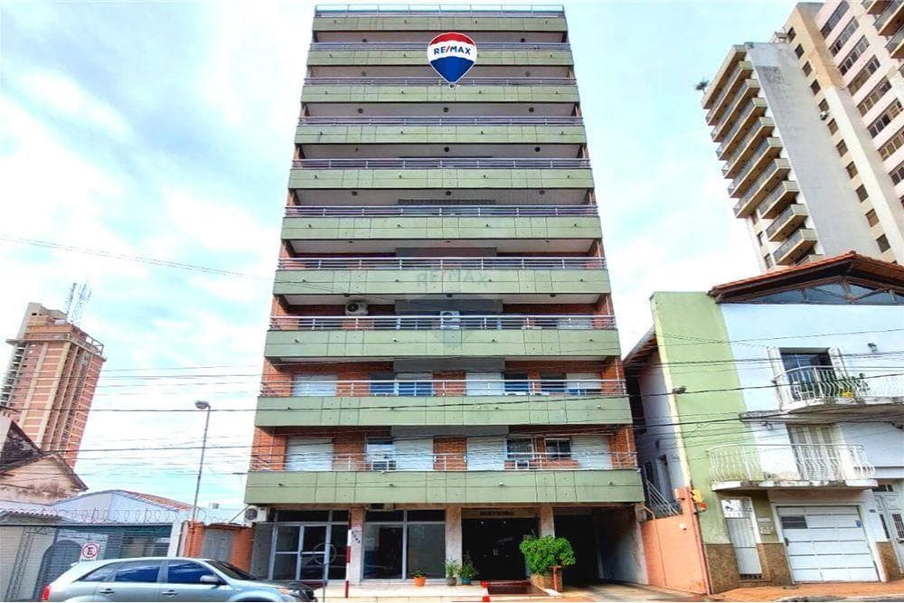 EN ALQUILER | Dpto. 3 Habitaciones + Cochera, foto 1