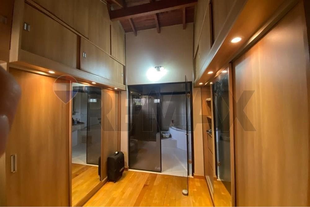 Casa en lambare barrio kennedy — foto 5
