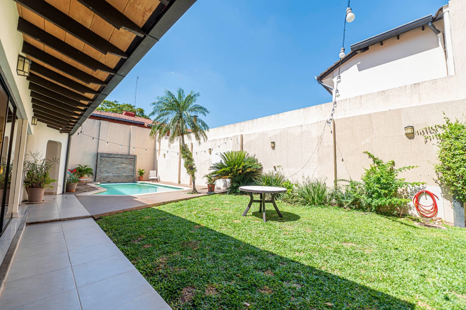 Residencia En Manorá - 470.000 USD — foto 3