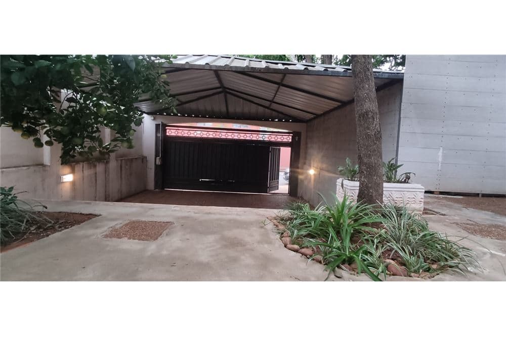 Chalet-alquiler-tte. Oscar Saguier, Vista Alegre, Asunción, foto 3