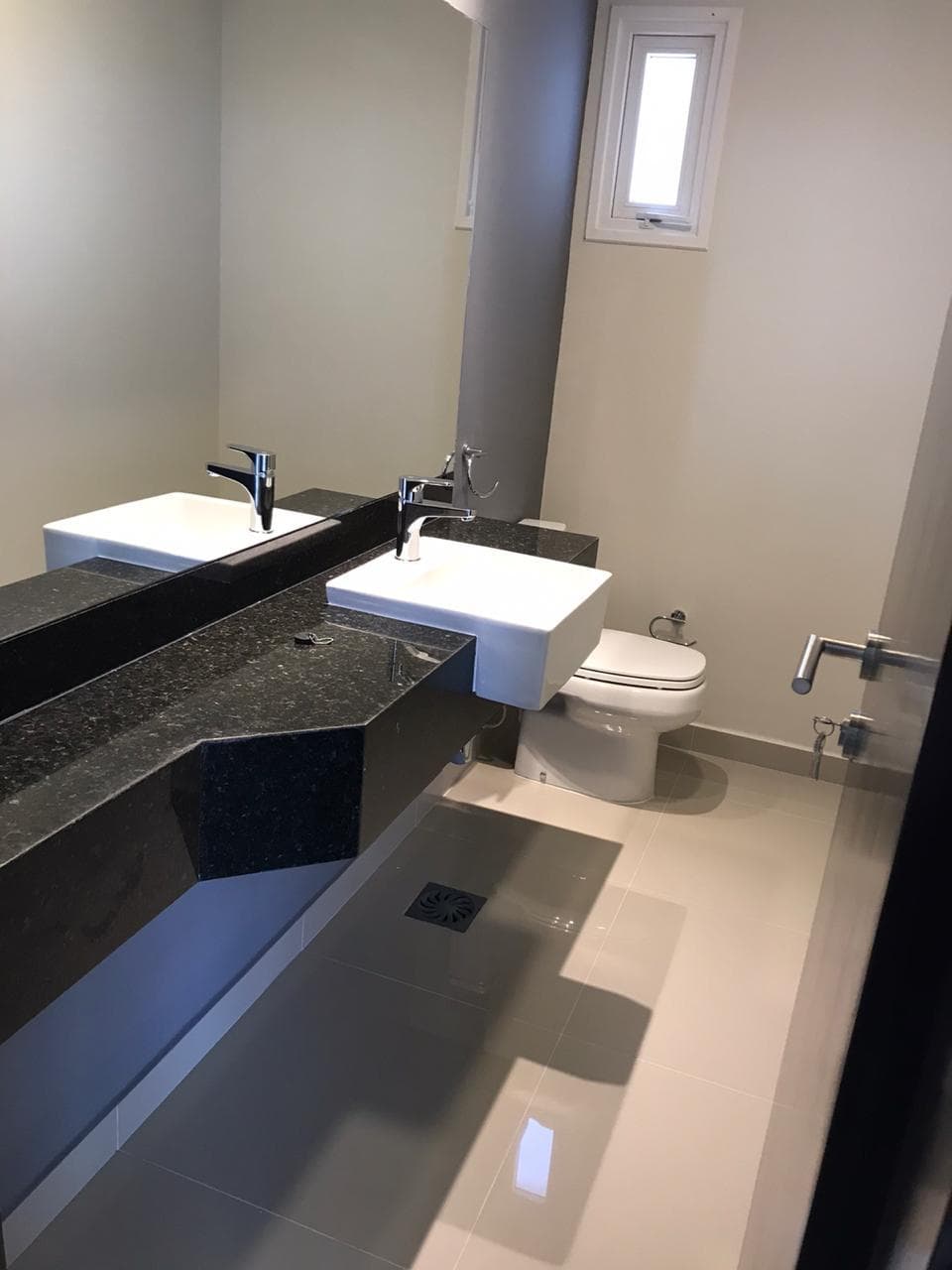 Hermoso y Amplio Dpto de 2 Habit en Suite en Villa Morra — foto 4