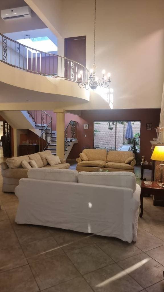 de Exclusiva Quinta/Residencia en el Corazón de Areguá, foto 1