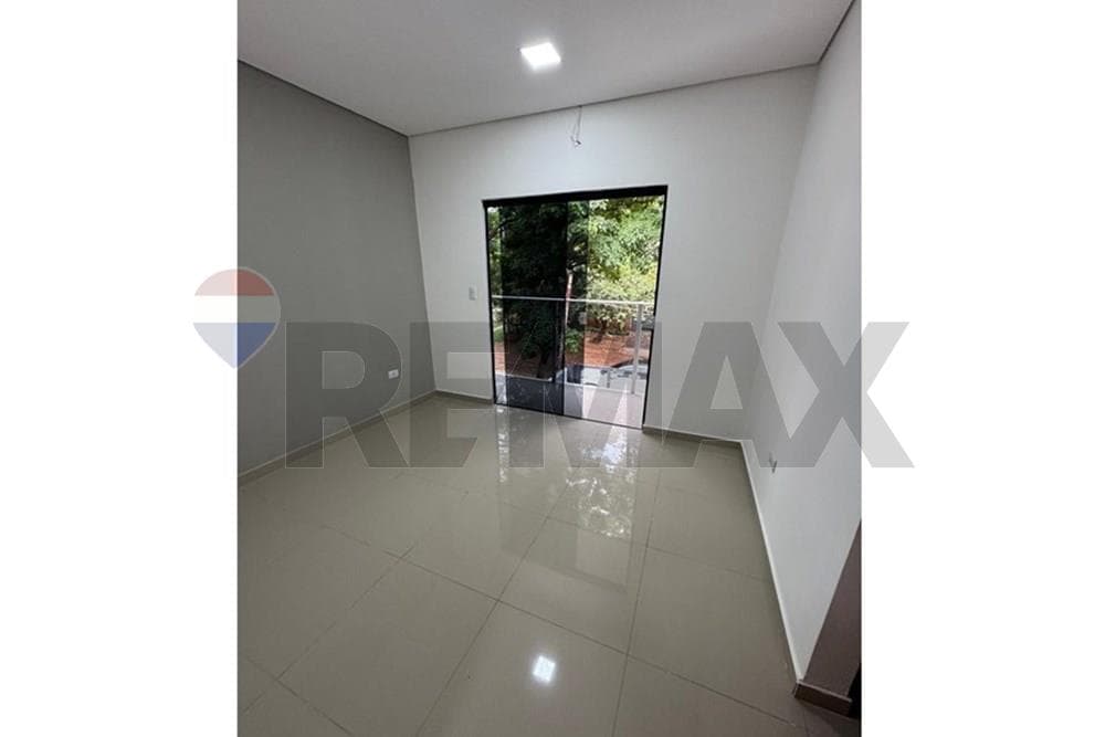 Dúplex en Fernando de la Mora – Zona Norte, foto 2