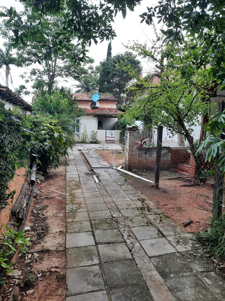 Importante propiedad en el barrio mburucuya — foto 1