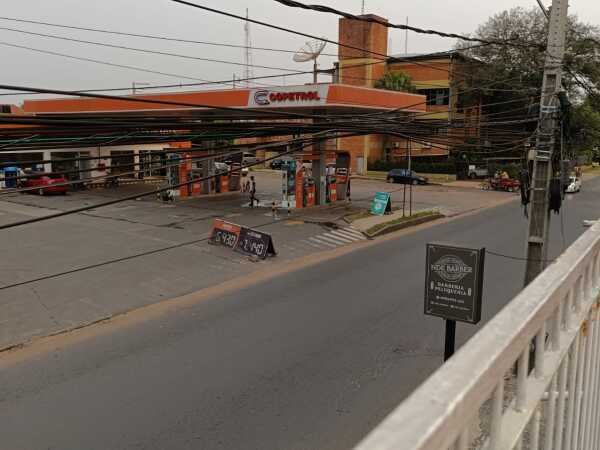 En venta – amplia propiedad sobre avda. Zavalas cué, foto 4