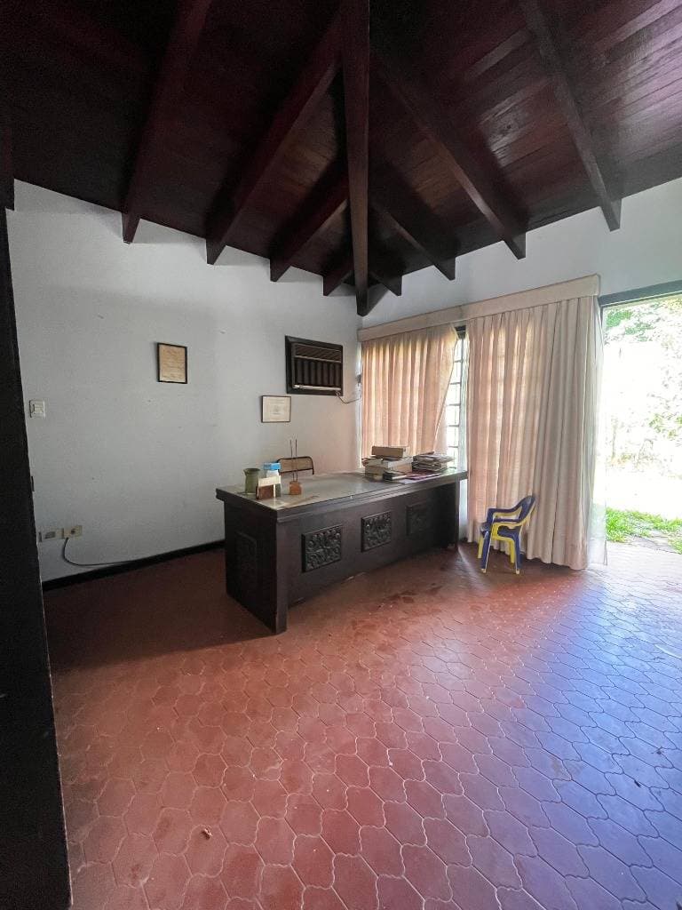 Oportunidad de desarrollo – Lote en esquina con alto potencial | Zona Mercado 4, foto 5