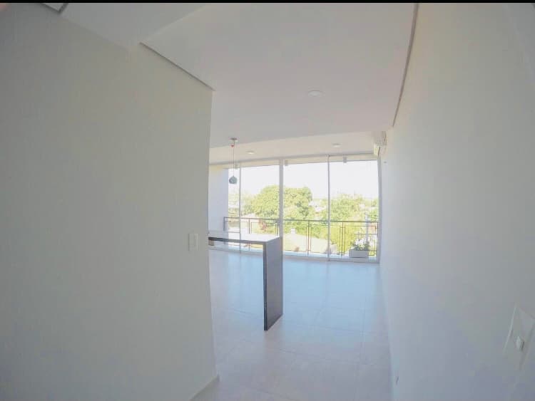 En alquíler hermoso departamento a extrenar zona Villa Morra, foto 3