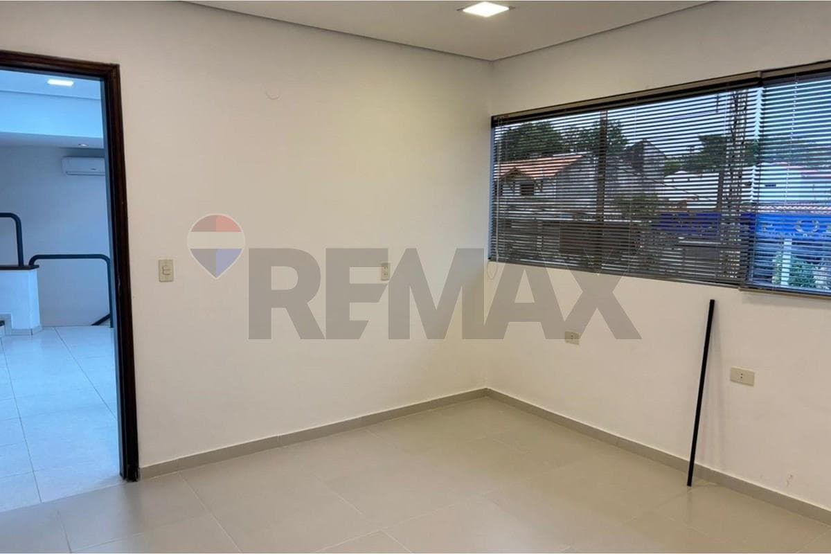 Oficina en alquiler - mariscal lopez — foto 5