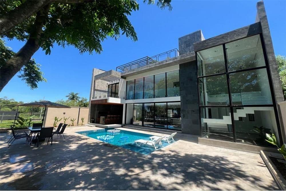 En venta hermosa residencia en San Bernardino