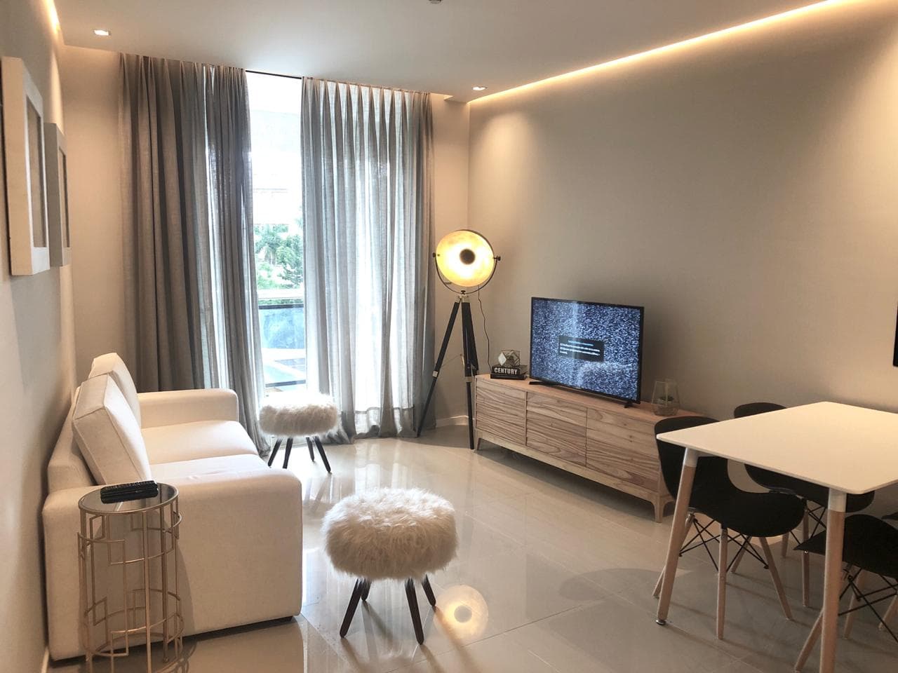 Alquiló Dpto Amoblado 2 habitaciones Zona Santa Terrsa