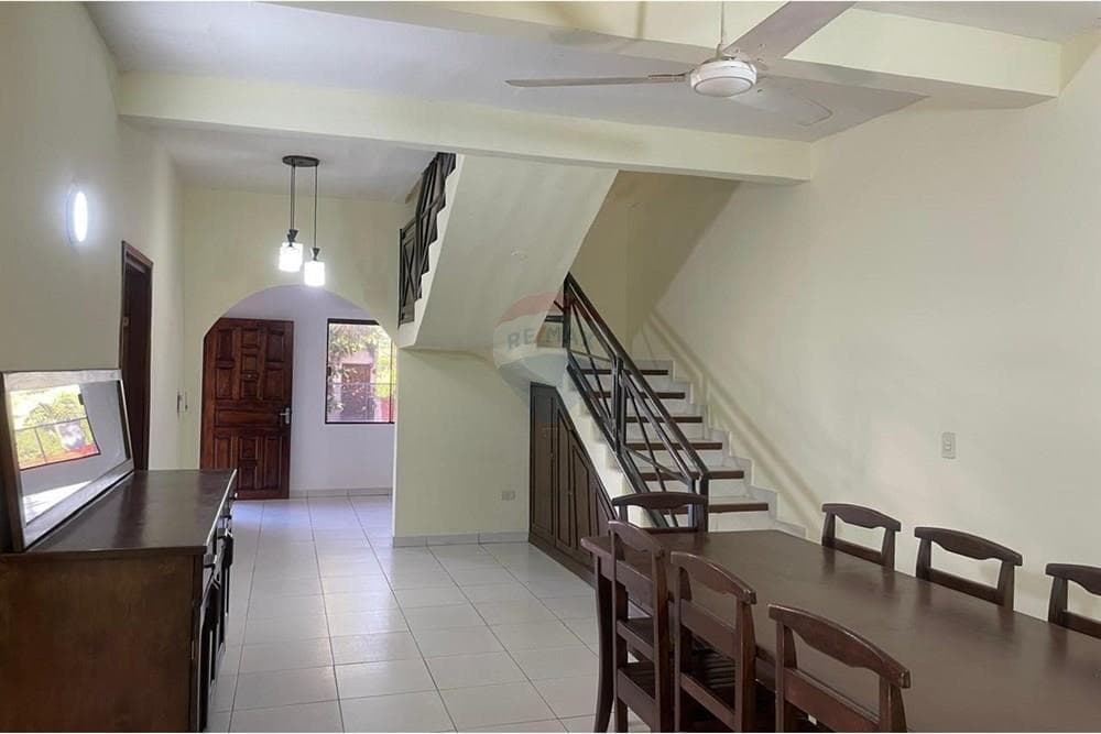 Casa - Alquiler - Paraguay Central Lambaré, foto 5