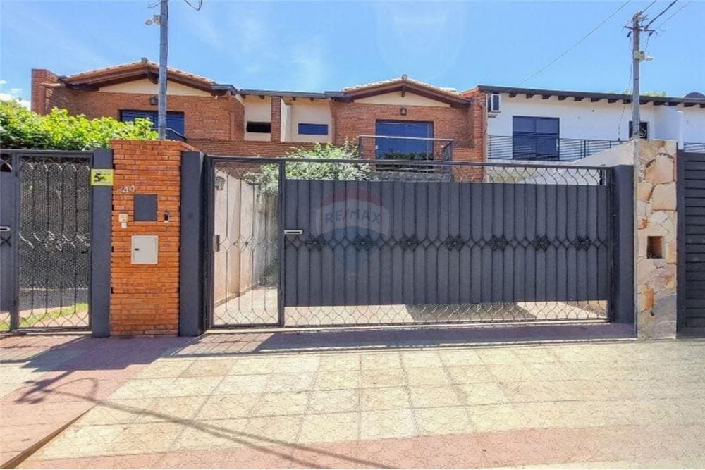 Vendo duplex en San Lorenzo san miguel 4 dormitorios