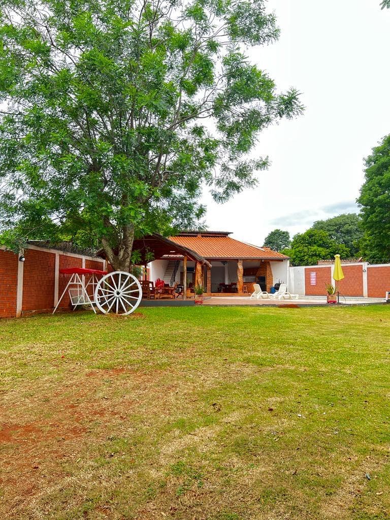 Hermosa y amplia quinta en Luque, foto 2