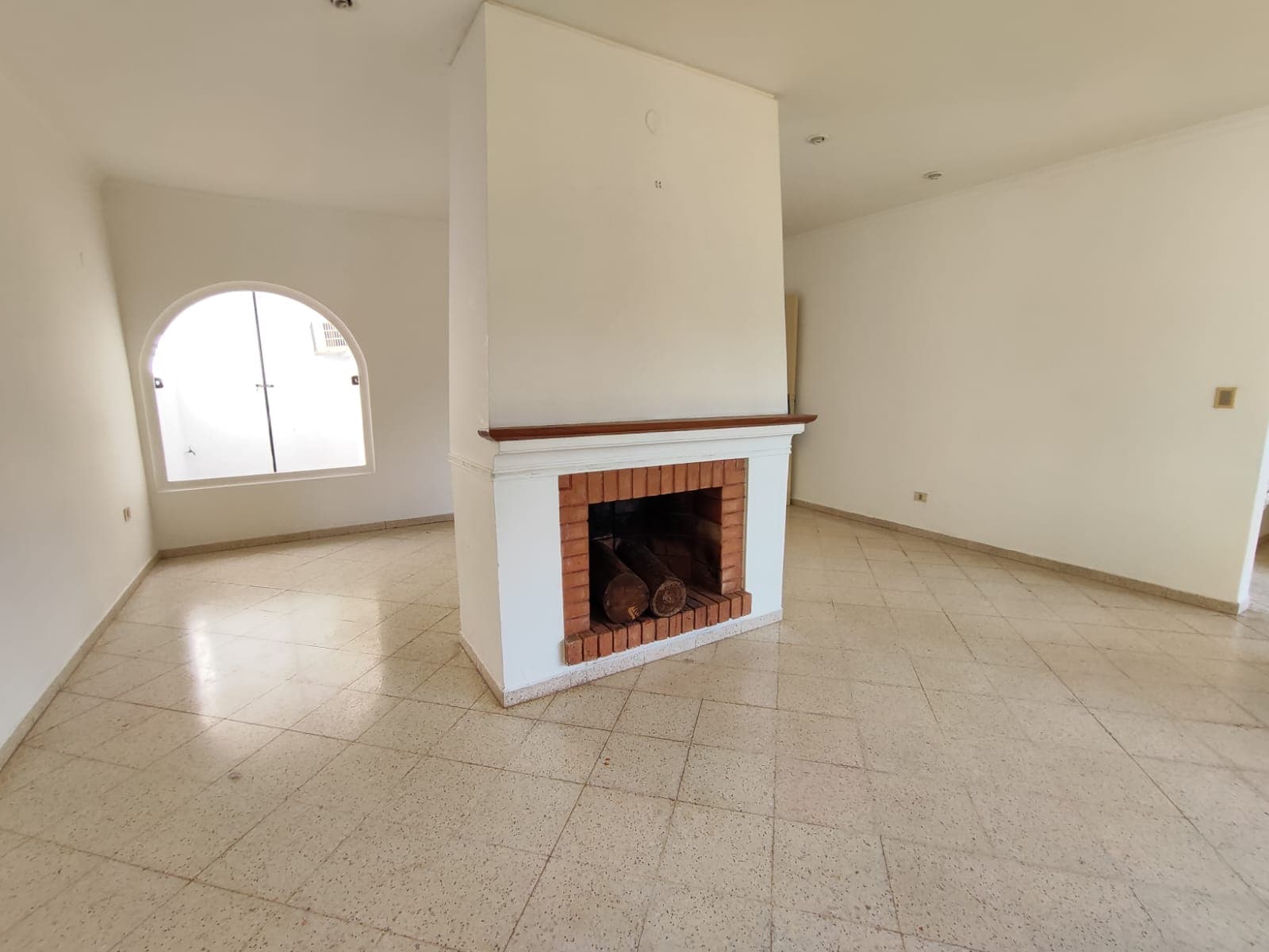 casa para oficina en zona eje corporativo de Asunción — foto 3