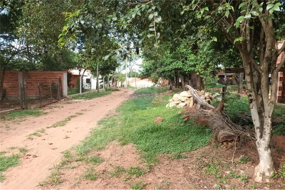 Terreno a pasos de la basilica de caacupe, foto 3