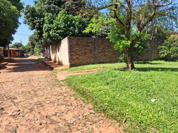 Terreno en Venta – Barrio Laurelty en Luque — foto 4