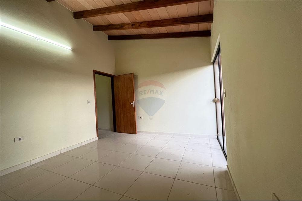 Duplex en Ñemby a 4 cuadras de Acceso Sur — foto 4
