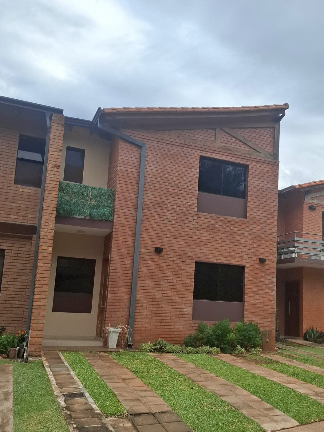 Duplex en San Lorenzo laguna grande — foto 2